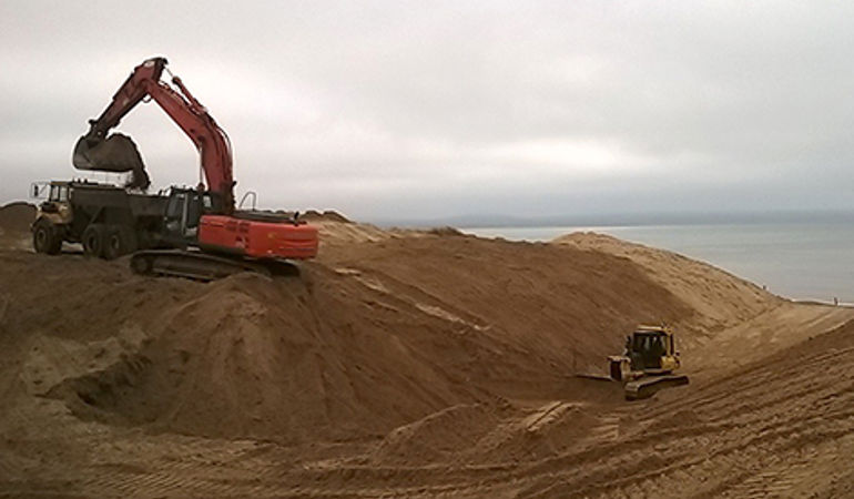 Work that is being carried out at Newborough’s sand dunes Work that is being carried out at Newborough’s sand dunes