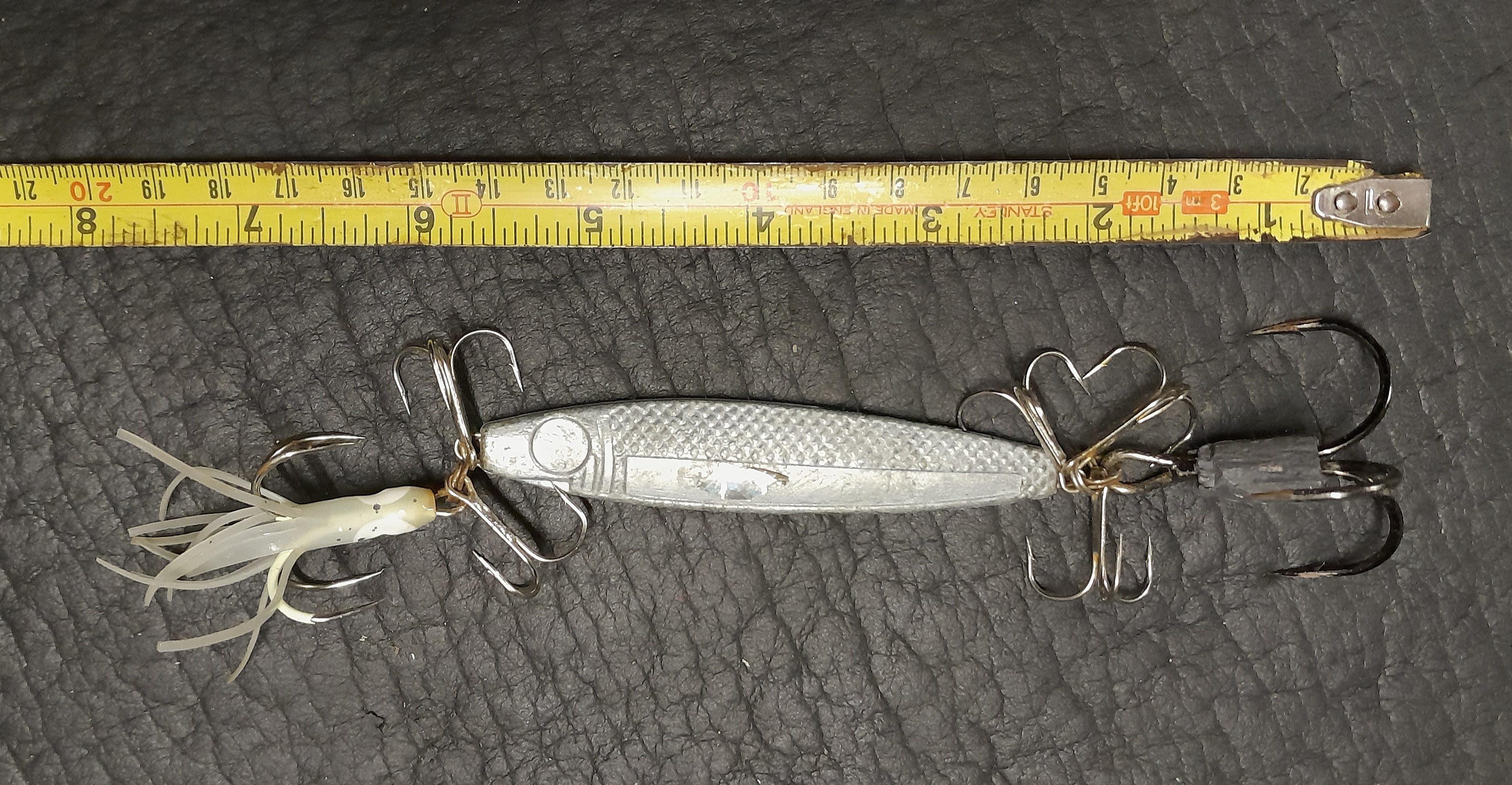 Foul hooking lure found in seized tackle box