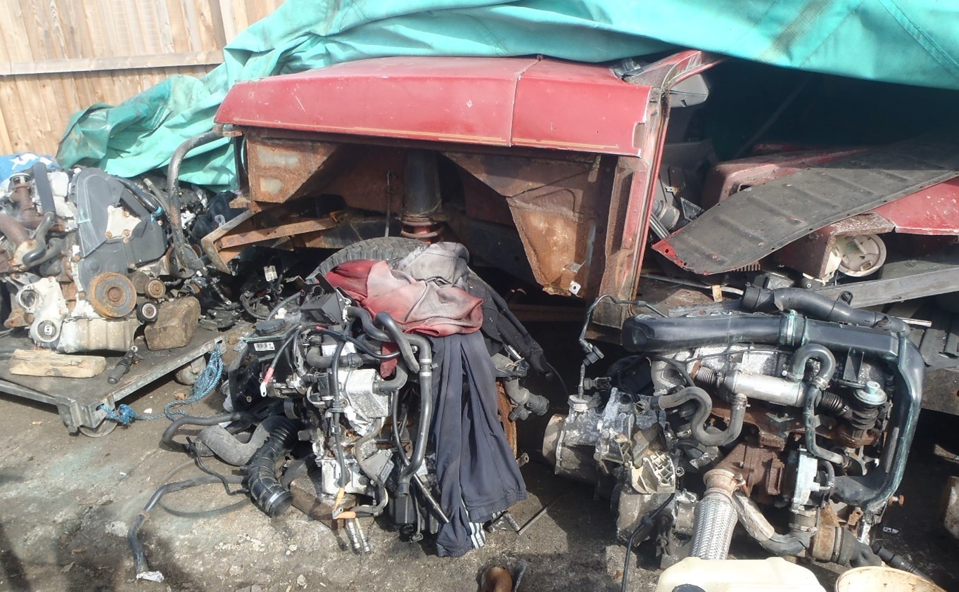 Scrap car parts 